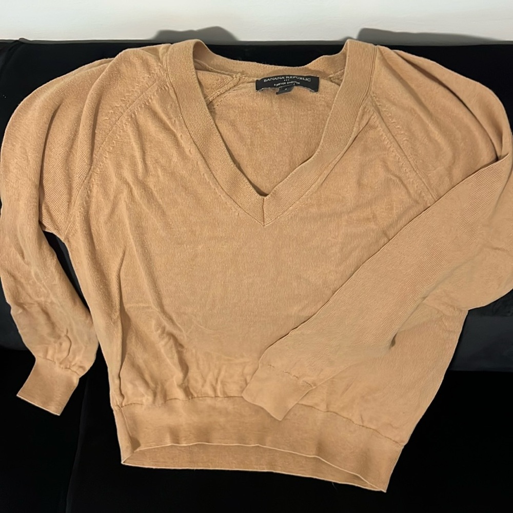 Banana Republic Carmel Forever Sweater Size Small
